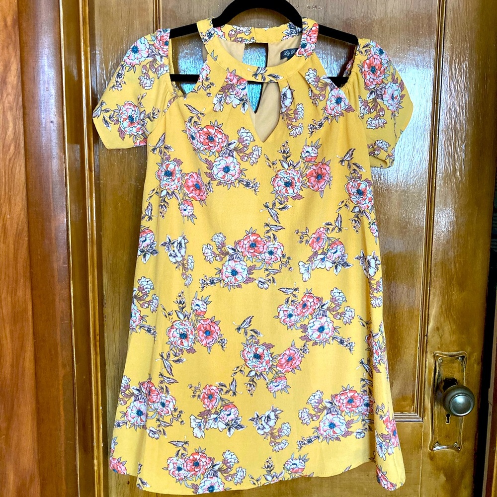 Yellow floral dress size XS